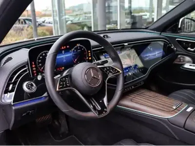 Gebraucht Mercedes 220 2023 Weiß Limousine