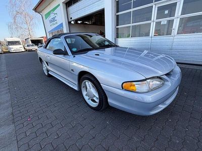 Second-hand Ford Mustang 218 CP (160 kW) 1995 Albastru Cabrio