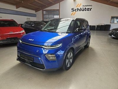 Second-hand Kia Soul EV Spirit 150 kW (204 CP) 2022 Albastru SUV