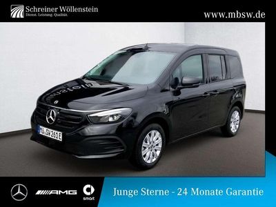 Gebraucht Mercedes EQT200 89 kW (122 PS) 2024 Schwarz Van / Kleinbus