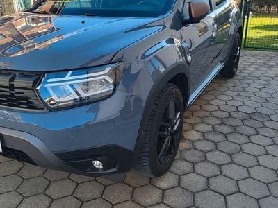 Gebraucht Dacia Duster Extreme 150 PS (110 kW) 2023 Grau SUV