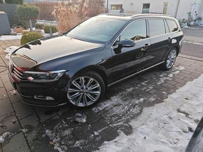 Gebraucht VW Passat Highline 190 PS (139 kW) 2018 Schwarz Kombi