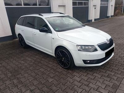 Gebraucht Skoda Octavia 110 PS (80 kW) 2016 Weiß Kleinwagen