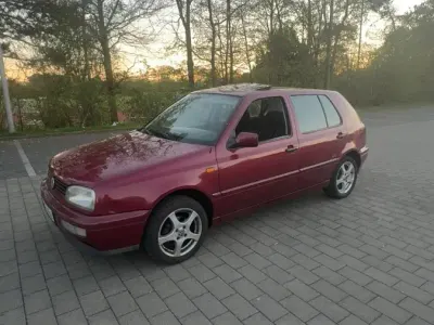 Second-hand VW Golf III 75 CP (55 kW) 1997 Hatchback