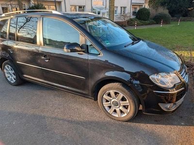 Schwarz Gebraucht 2007 VW Touran Highline Van / Kleinbus | 3.000 € (Guter Preis)