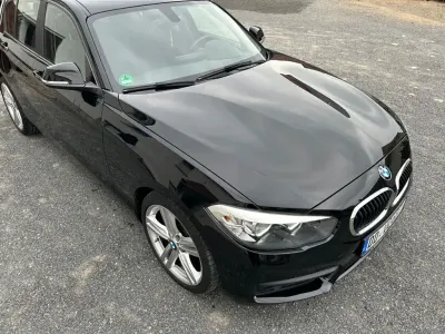 Gebraucht BMW 118 Advantage 136 PS (100 kW) 2016 Schwarz Kleinwagen