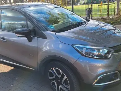 Usata Renault Captur Luxe 110 CV (80 kW) 2015 Grigio SUV