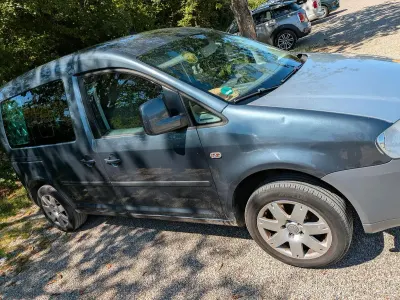 Gebraucht VW Caddy 102 PS (75 kW) 2005 Grau Van / Kleinbus