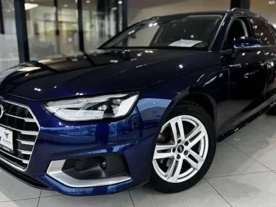 Gebraucht Audi A4 Sport 150 PS (110 kW) 2021 Navarra blau Kombi