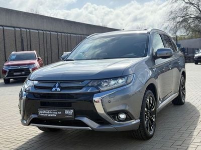 Gebraucht Mitsubishi Outlander P-HEV Top 121 PS (88 kW) 2018 Grau SUV