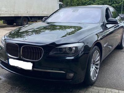 BMW 750