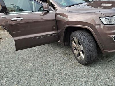 Gebraucht Jeep Grand Cherokee 250 PS (183 kW) 2018 Braun SUV