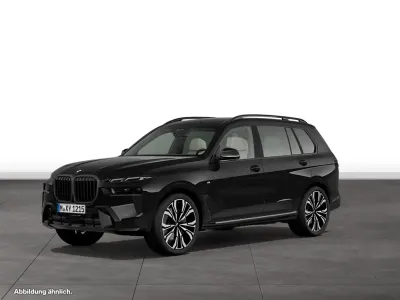 Gebraucht BMW X7 340 PS (250 kW) 2025 Schwarz SUV