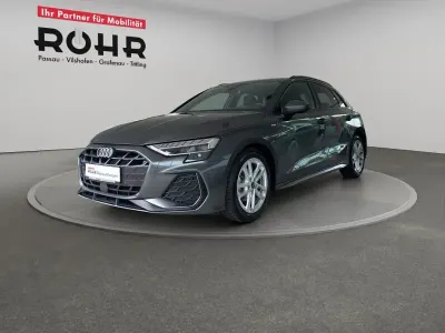 Używany Audi A3 Ambiente 116 KM (85 kW) 2025 Szary Sedan/Limuzyna
