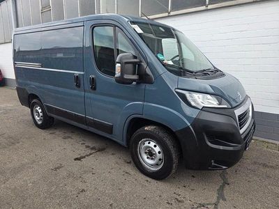 Gebraucht Peugeot Boxer 120 PS (88 kW) 2021 Grau Van