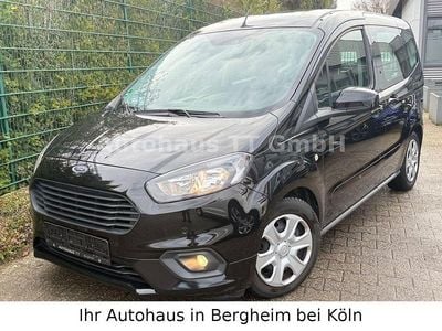 Gebraucht Ford Tourneo Courier Trend 101 PS (74 kW) 2021 Schwarz Van / Kleinbus