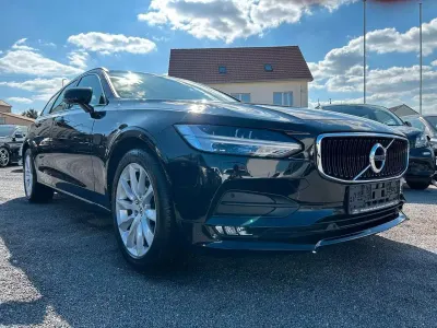 Brugt Volvo V90 Momentum 250 HK (183 kW) 2018 Sort Stationcar
