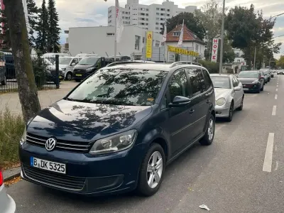 Gebraucht VW Touran 105 PS (77 kW) 2010 Blau Van / Kleinbus