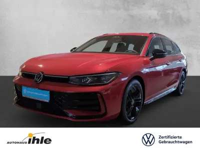 Gebraucht VW Passat Style 150 PS (110 kW) 2025 Rot Kombi