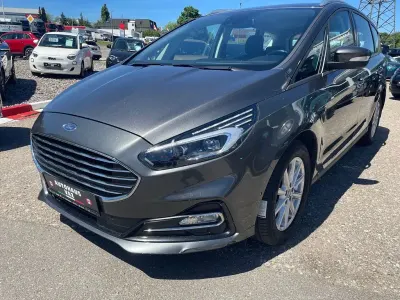 Gebraucht Ford S-MAX Trend 190 PS (139 kW) 2022 Grau Van / Kleinbus