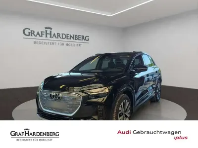 Gebraucht Audi Q4 e-tron Advanced 219 kW (299 PS) 2023 Mythosschwarz metallic SUV