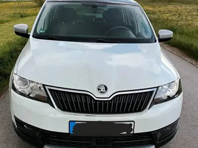 Używany Skoda 110 R 110 KM (80 kW) 2016 Biały Kombi