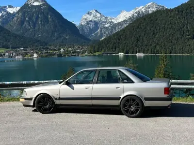 Gebraucht Audi V8 250 PS (183 kW) 1989 Silber Limousine