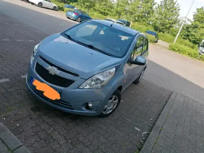 Gebraucht Chevrolet Spark 60 PS (44 kW) 2010 Grün Kleinwagen
