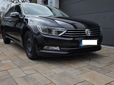 Gebraucht VW Passat Comfortline 150 PS (110 kW) 2015 Schwarz Kombi
