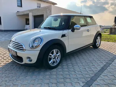 Usata Mini ONE 98 CV (72 kW) 2011 Beige Utilitaria