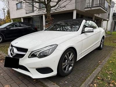 Mercedes E200