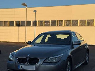 BMW 523