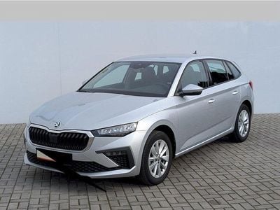 Gebraucht Skoda Scala 150 PS (110 kW) 2024 Brilliant silber met Kleinwagen