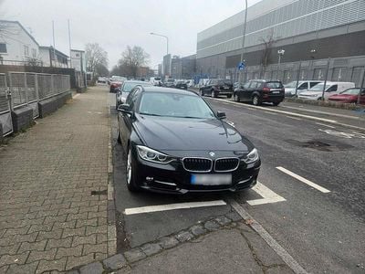 Gebraucht BMW 320 183 PS (134 kW) 2014 Schwarz Kombi