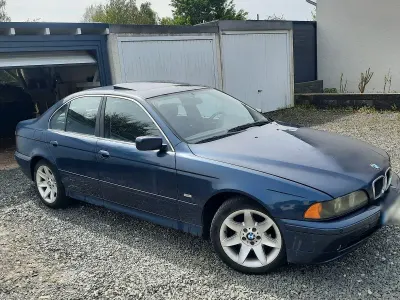 Usata BMW 525 Basis 192 CV (141 kW) 2002 Berlina