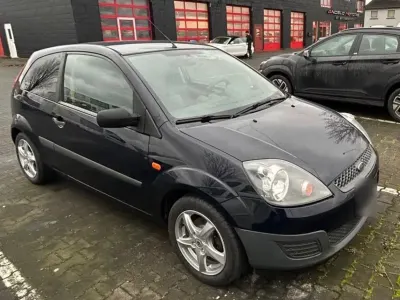 Gebraucht Ford Fiesta Style 60 PS (44 kW) 2007 Blau Kleinwagen
