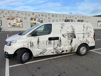 Hyundai H-1