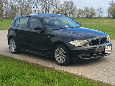 Gebraucht BMW 118 143 PS (105 kW) 2009 Schwarz Kleinwagen