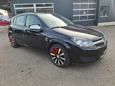 Gebraucht Opel Astra Sport 140 PS (102 kW) 2008 Schwarz Limousine