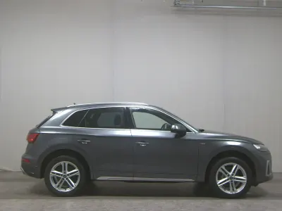 Gebraucht Audi Q5 S-Line 204 PS (150 kW) 2022 Grau SUV
