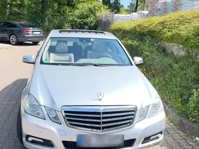 Gebraucht Mercedes E220 170 PS (125 kW) 2009 Grau Limousine