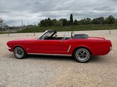 Gebraucht Ford Mustang Convertible 220 PS (161 kW) 1965 Rot Cabrio