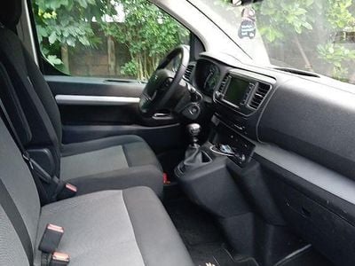 Peugeot Traveller