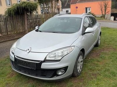 Gebraucht Renault Mégane GrandTour LIMITED 110 PS (80 kW) 2014 Grau Kombi