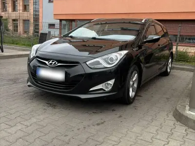 Usata Hyundai i40 Style 177 CV (130 kW) 2012 Nero Station wagon