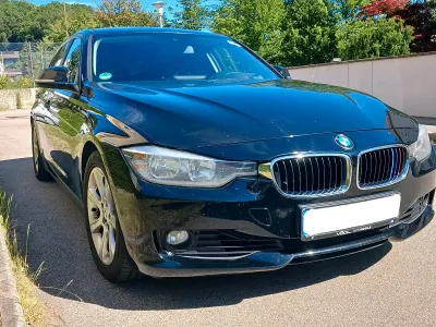 Gebraucht BMW 330 258 PS (189 kW) 2012 Schwarz Kombi