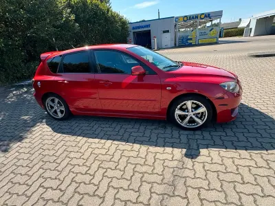 Gebraucht Mazda 3 Inclusive 150 PS (110 kW) 2005 Rot Limousine
