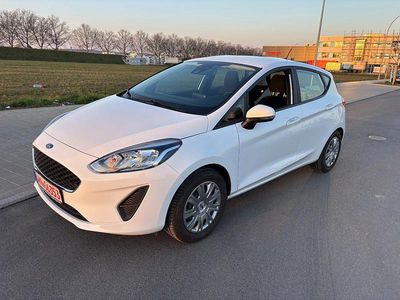 Gebraucht Ford Fiesta Cool & Connect 75 PS (55 kW) 2021 Weiß Kleinwagen