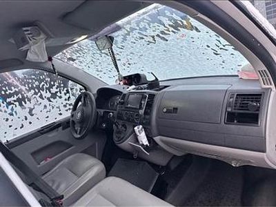 Używany VW Caravelle 106 KM (77 kW) 2012 Biały Van