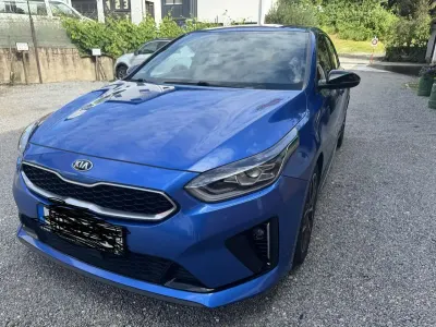 Gebraucht Kia Ceed GT GT-Line 160 PS (117 kW) 2021 Blau Kleinwagen